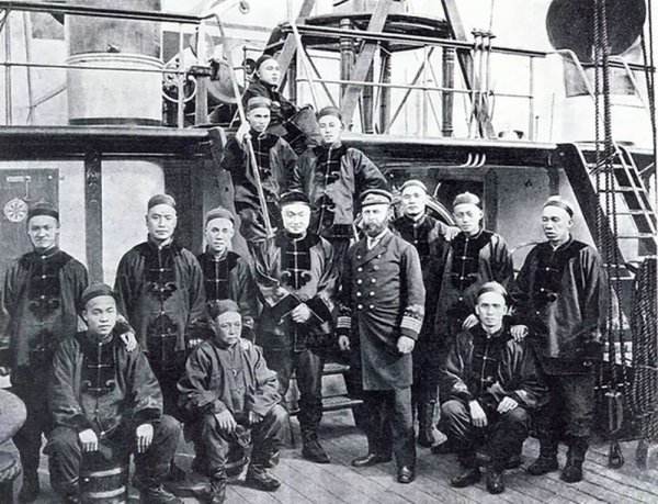 邓世昌人物简介及事迹