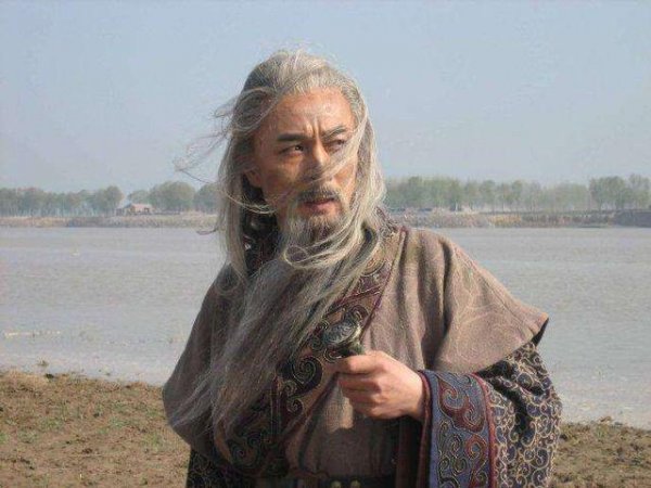 战国七雄哪个最先称王