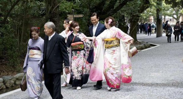 日本人姓氏为什么那么奇怪