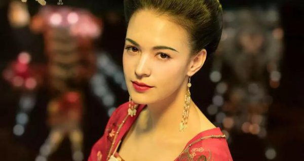 历史上杨贵妃为何不生孩子