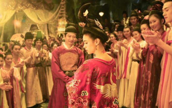 历史上杨贵妃为何不生孩子