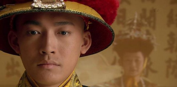 康熙时期四大辅政大臣与同治的八个辅政大臣的区别