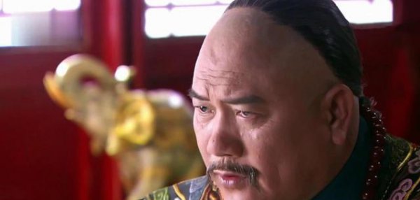 康熙时期四大辅政大臣与同治的八个辅政大臣的区别