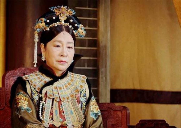 康熙时期四大辅政大臣与同治的八个辅政大臣的区别