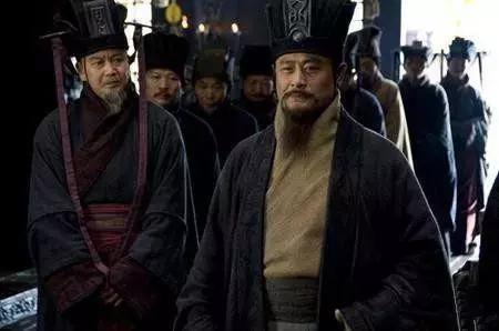 荀彧为什么不支持曹操称帝