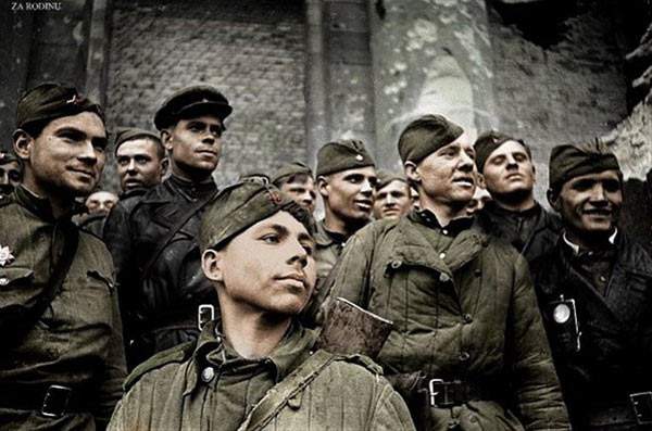 苏联进入柏林进行疯狂报复