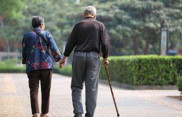 古人说寿则多辱的意思