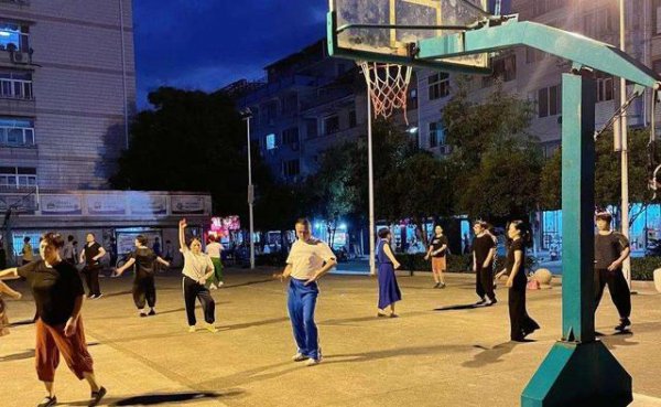 古人说寿则多辱的意思