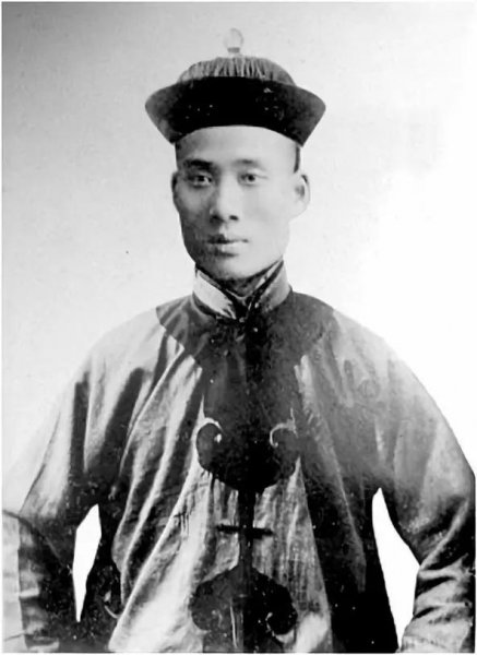 历史上南开大学创始人