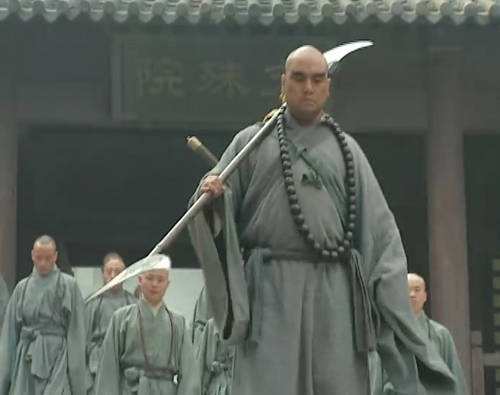 水浒传中鲁智深的外貌特点