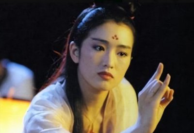 天山童姥叫什么名字 天龙八部中天山童姥的本名是什么