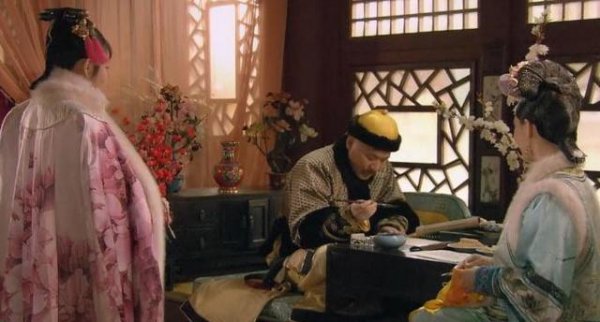 甄嬛传淳儿为什么进宫