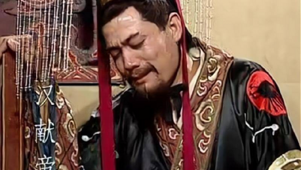 曹丕死后谁控制了魏国大权