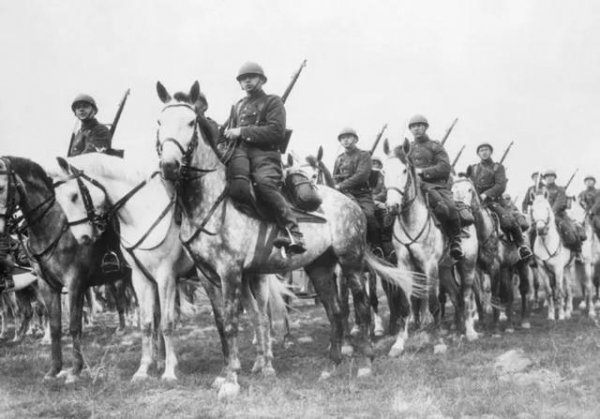 希特勒为什么一定要攻占波兰