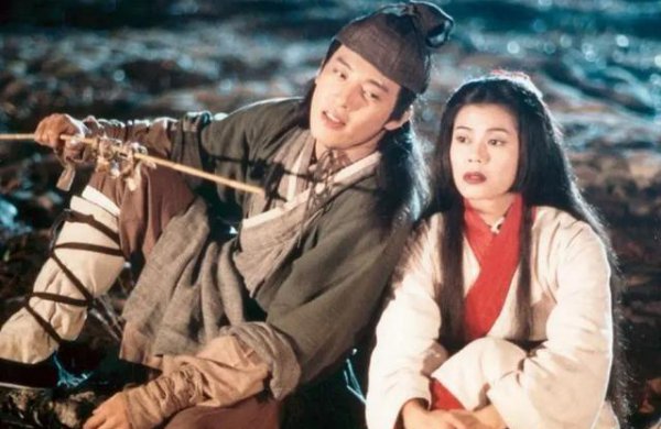 岳不群为什么赶令狐冲出师门