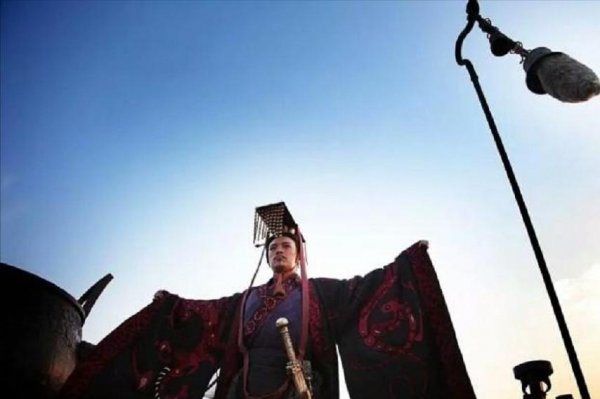 秦惠文王是秦始皇什么人