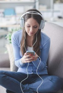 目前音质最好的手机排行榜 2023年哪款手机听音乐最好