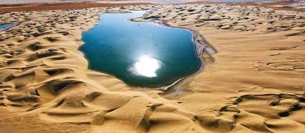 我国最大的沙漠叫什么名字