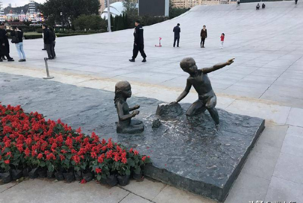 世界最大的广场在哪个国家