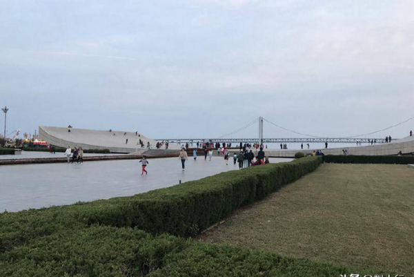 世界最大的广场在哪个国家