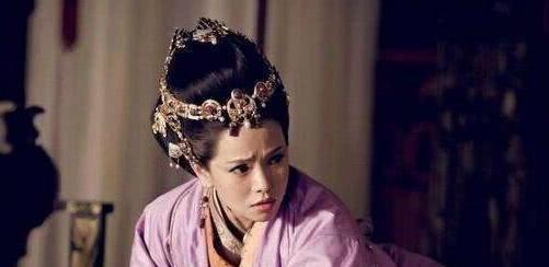 古代皇帝被权臣要挟为什么不杀掉