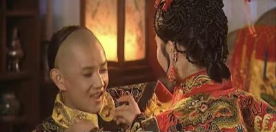 康熙最喜欢赫舍里还是苏麻喇姑 康熙为什么娶皇后赫舍里