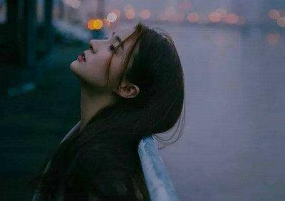 自以为自己很高贵瞧不起人