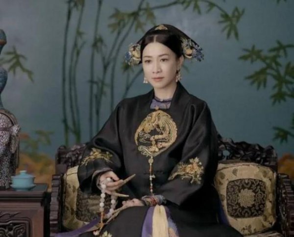 乾隆的第二个皇后为什么断发