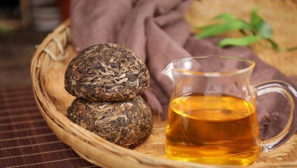 泡茶叶第一道水是不是要倒掉