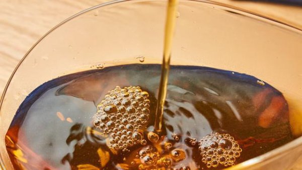 泡茶叶第一道水是不是要倒掉