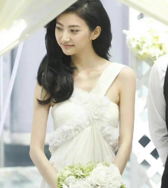 景甜为什么叫人间富贵花