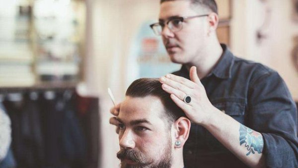 男生怎么跟理发师描述自己想要的发型