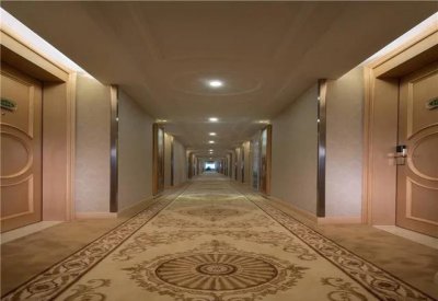 酒店为什么铺地毯不铺瓷砖 酒店客房用地毯还是地板
