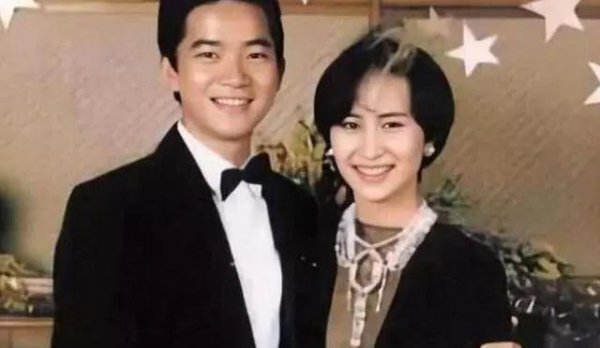 何超琼和陈百强的故事秘密