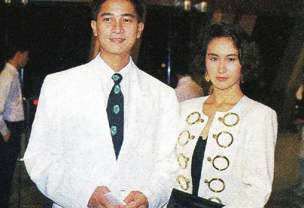 何超琼和陈百强的故事秘密