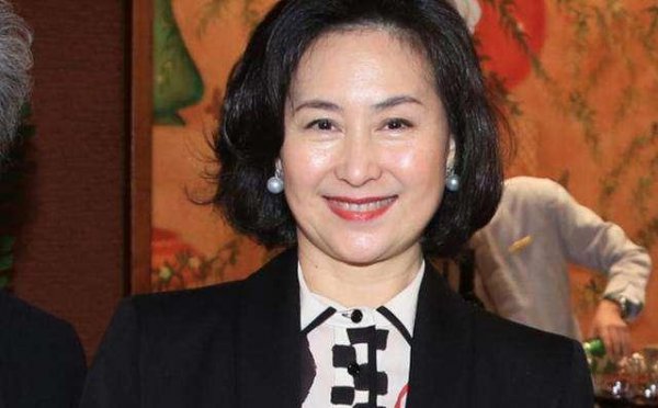 何超琼和陈百强的故事秘密