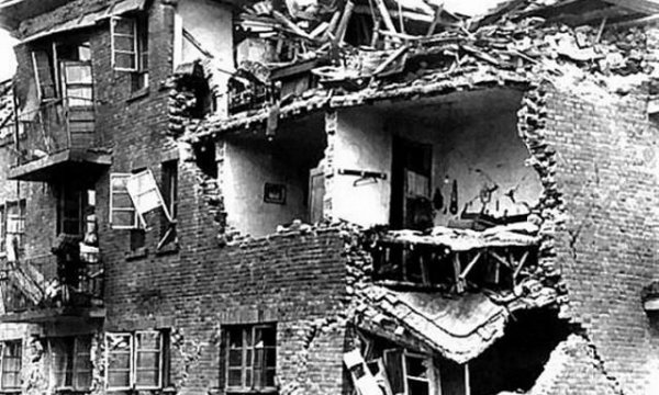 唐山地震是哪一年发生几月几日