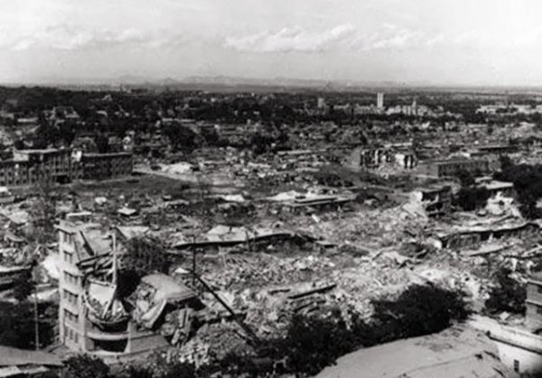 唐山地震是哪一年发生几月几日