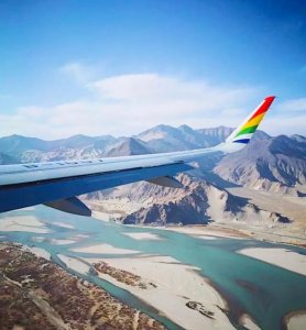 为什么飞机不能横跨西藏 飞机绕开西藏飞行的原因