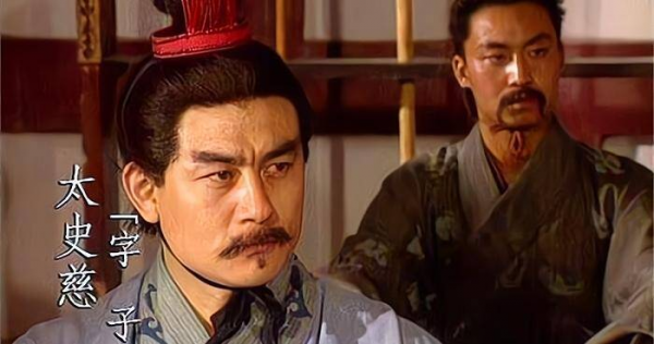 黄忠和黄盖是什么关系