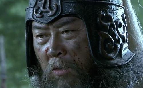 黄盖的性格特点四个字及事例