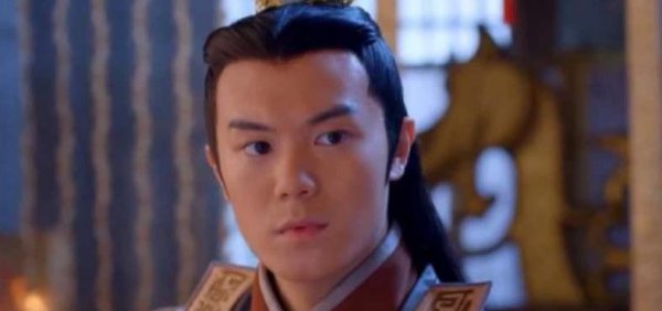 李贤是武则天的亲儿子吗