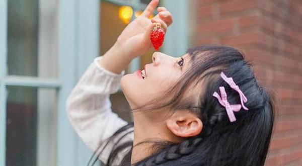 人前教子 人后教妻什么意思