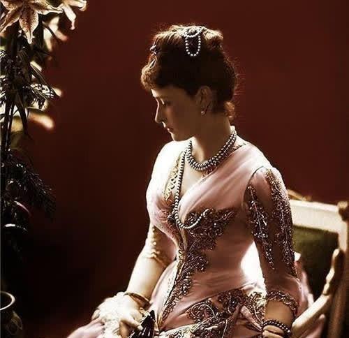 伊丽莎白彼得罗芙娜生平介绍