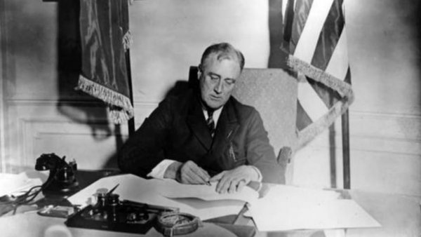 罗斯福新政的中心措施是什么