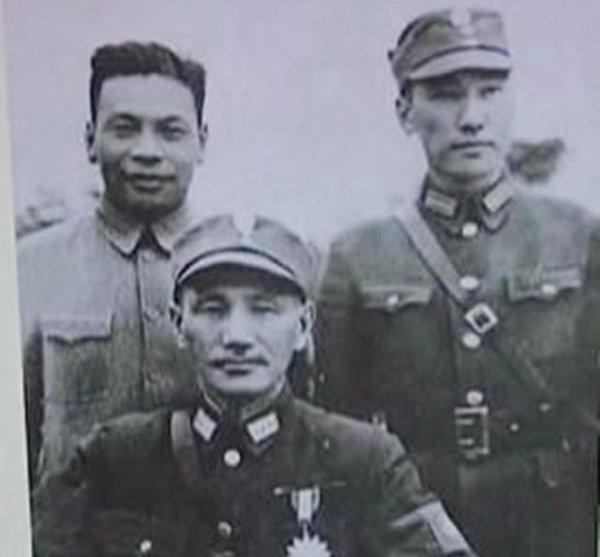 四大家族孔宋蒋陈关系简介