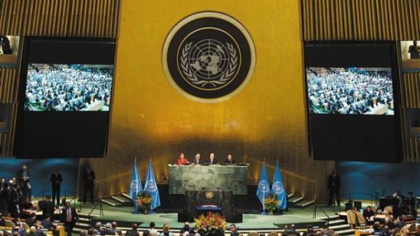 印度什么时候独立自主的