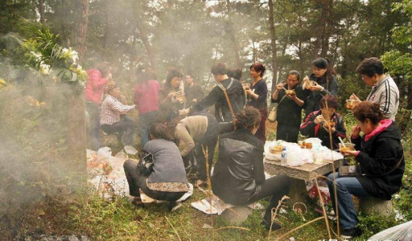 女婿上坟对谁不好