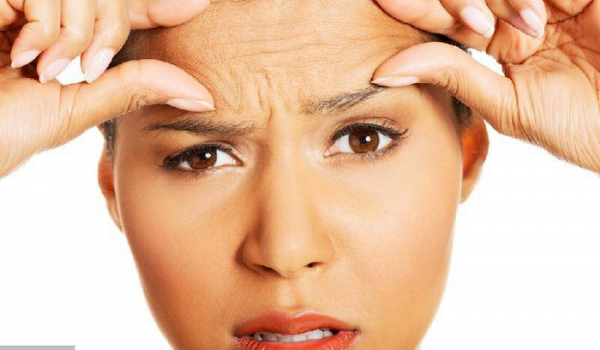 女人额头有疤命中带煞是真的吗