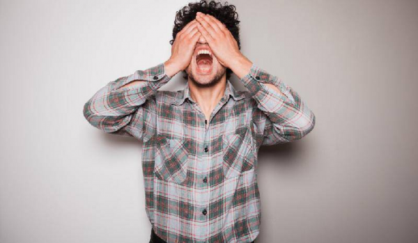 一个想骗你钱的男人的特征